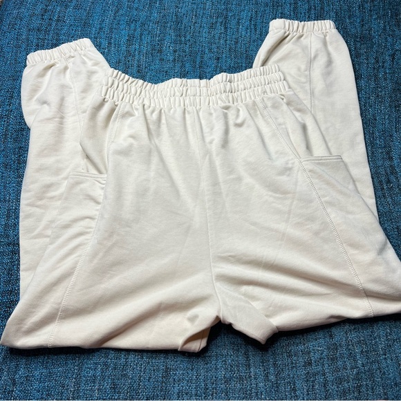 Roxy Next Set Drop Crotch Jogger Pants in Tapioca - Picture 3 of 8